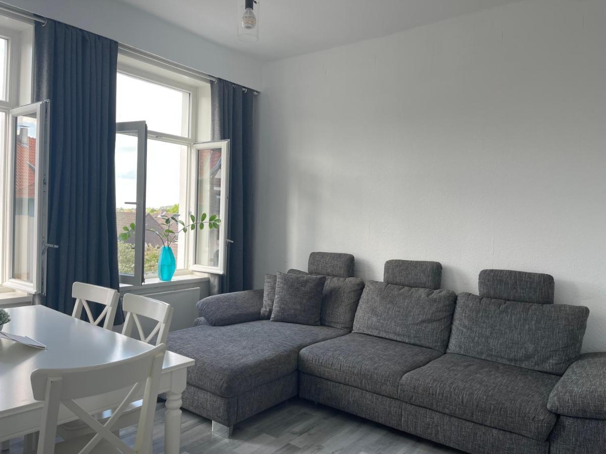 Moderne 4 Zimmer Apartment Mit Bergblick Stadtzentrum Contactless Check-In Gehrden  Exterior photo